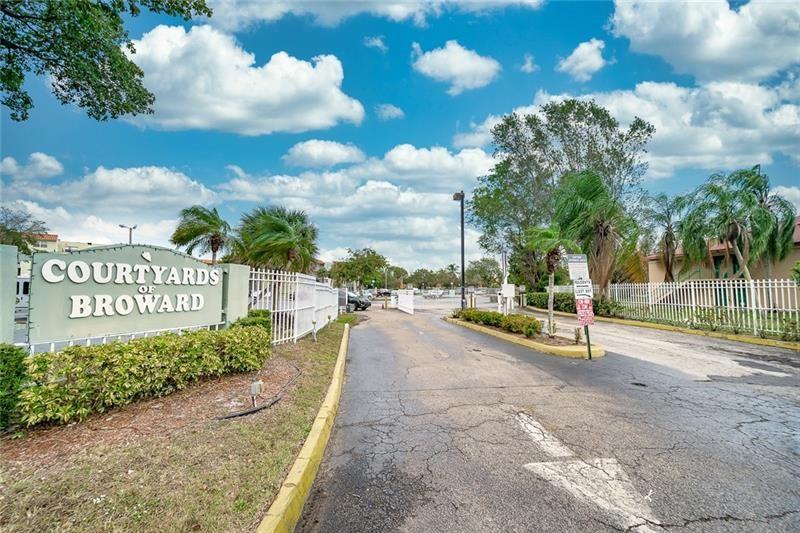 1820 N Lauderdale Ave Unit: 3301