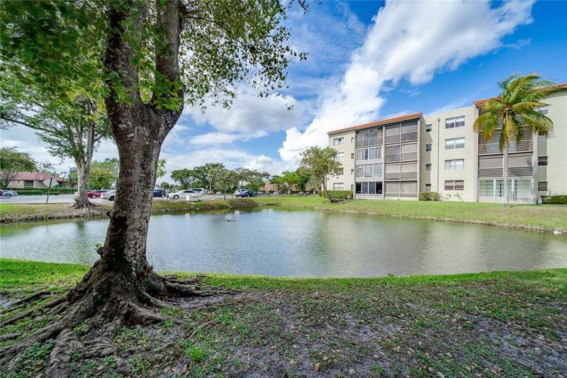 1820 N Lauderdale Ave Unit: 3301