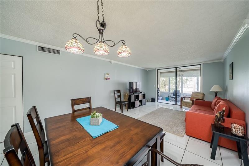 1820 N Lauderdale Ave Unit: 3301