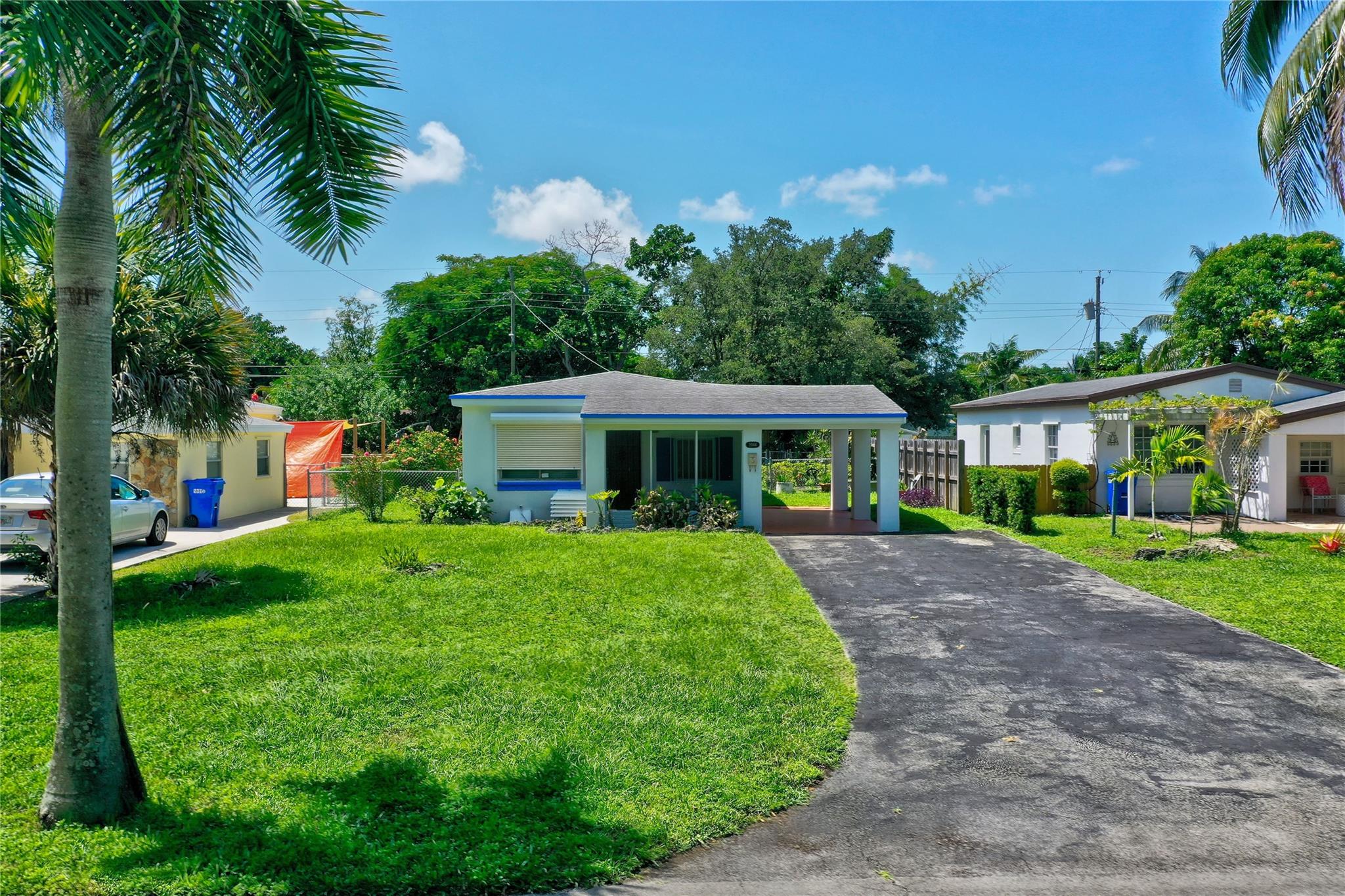 2066 NE 174th St