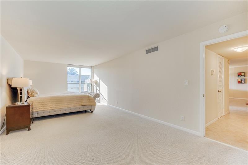 1000 Spanish River Rd Unit: 4G