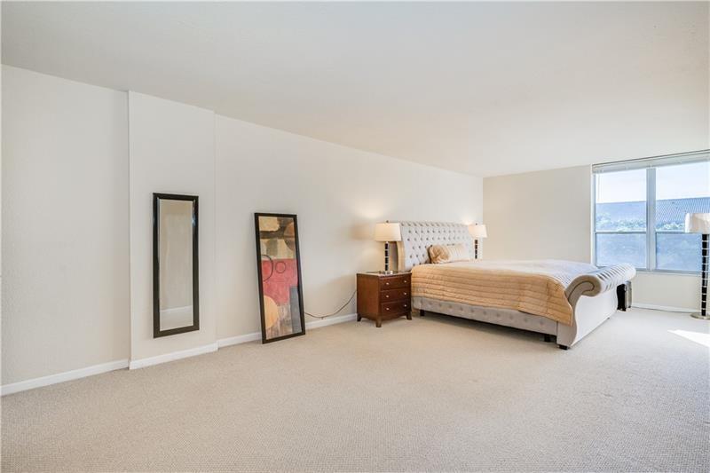 1000 Spanish River Rd Unit: 4G