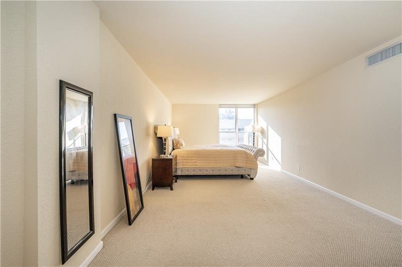 1000 Spanish River Rd Unit: 4G