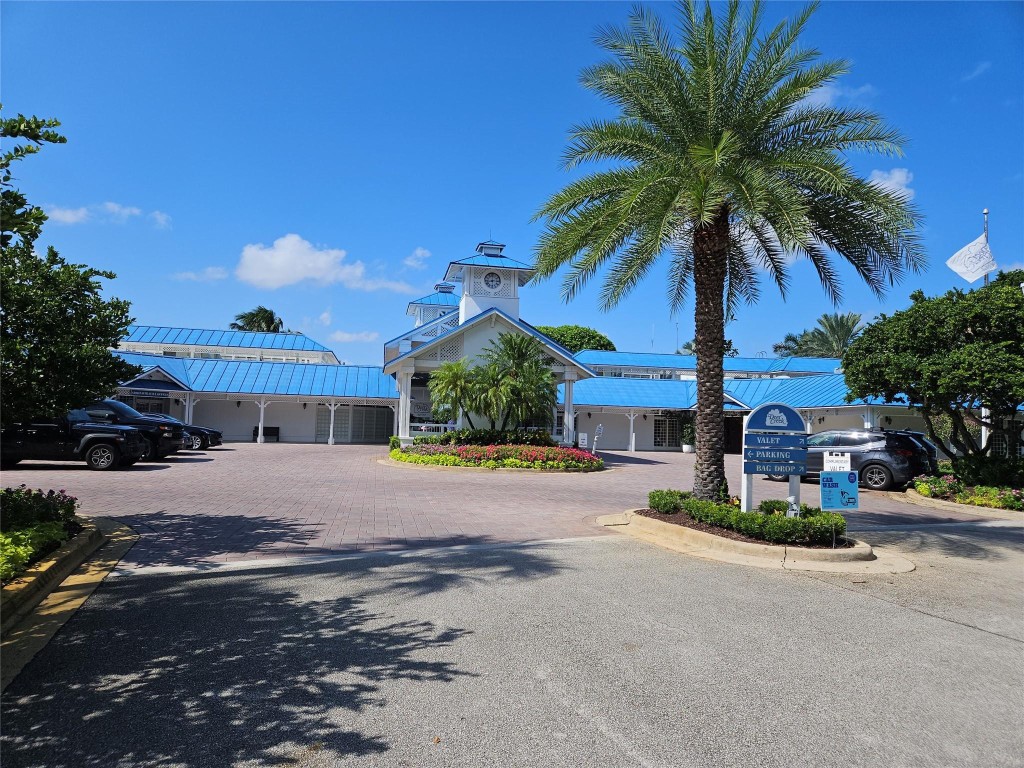 2001 Deer Creek Wildwood Ln Unit: 2001