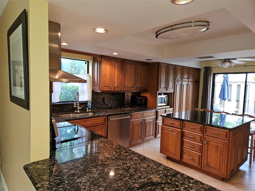 2001 Deer Creek Wildwood Ln Unit: 2001