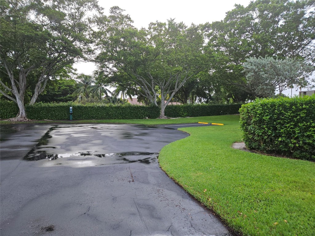 2001 Deer Creek Wildwood Ln Unit: 2001