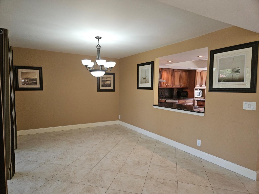 2001 Deer Creek Wildwood Ln Unit: 2001