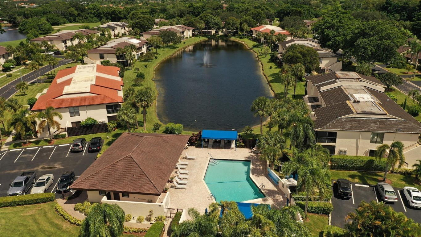 7911 E Eastlake Dr Unit: 6-C