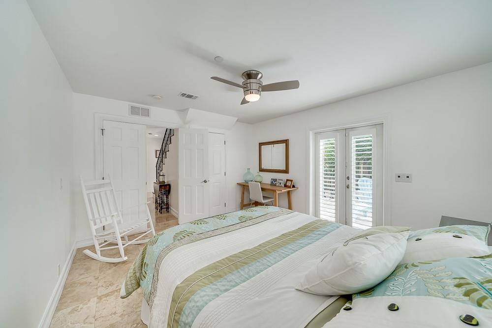 1112 NE 17th Way Unit: 1112