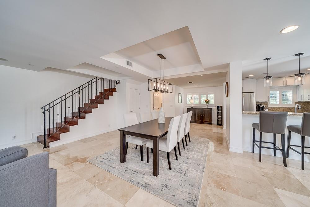 1112 NE 17th Way Unit: 1112