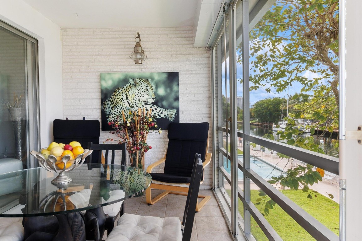 2820 NE 30th St Unit: 12