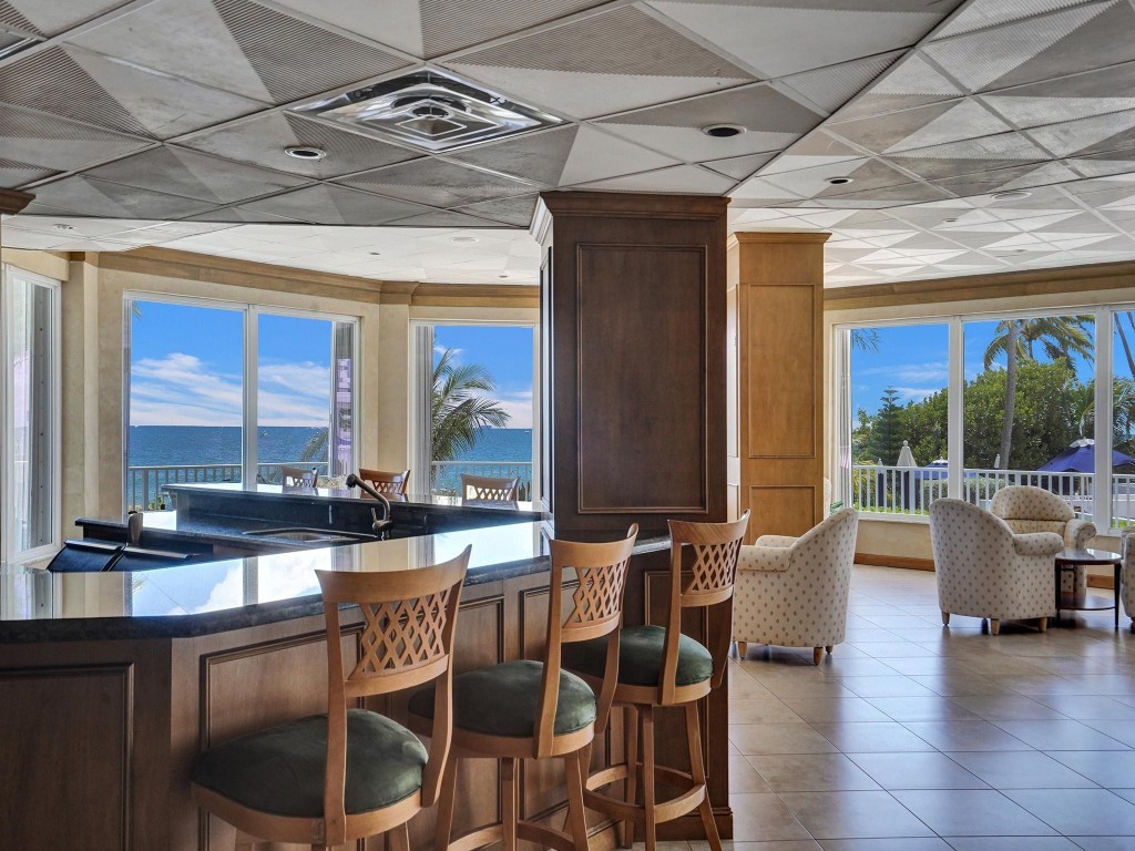 1340 S Ocean Boulevard 705, Pompano Beach Unit: 705