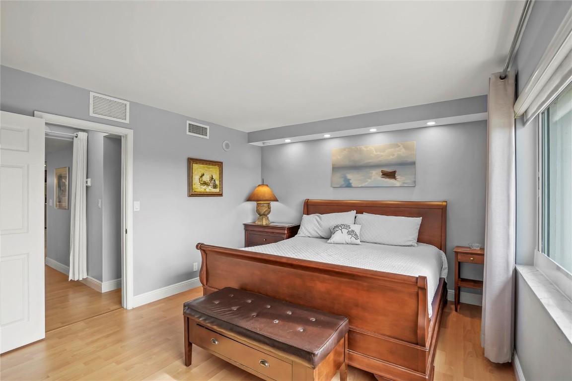 1151 N Fort Lauderdale Beach Blvd Unit: 4B