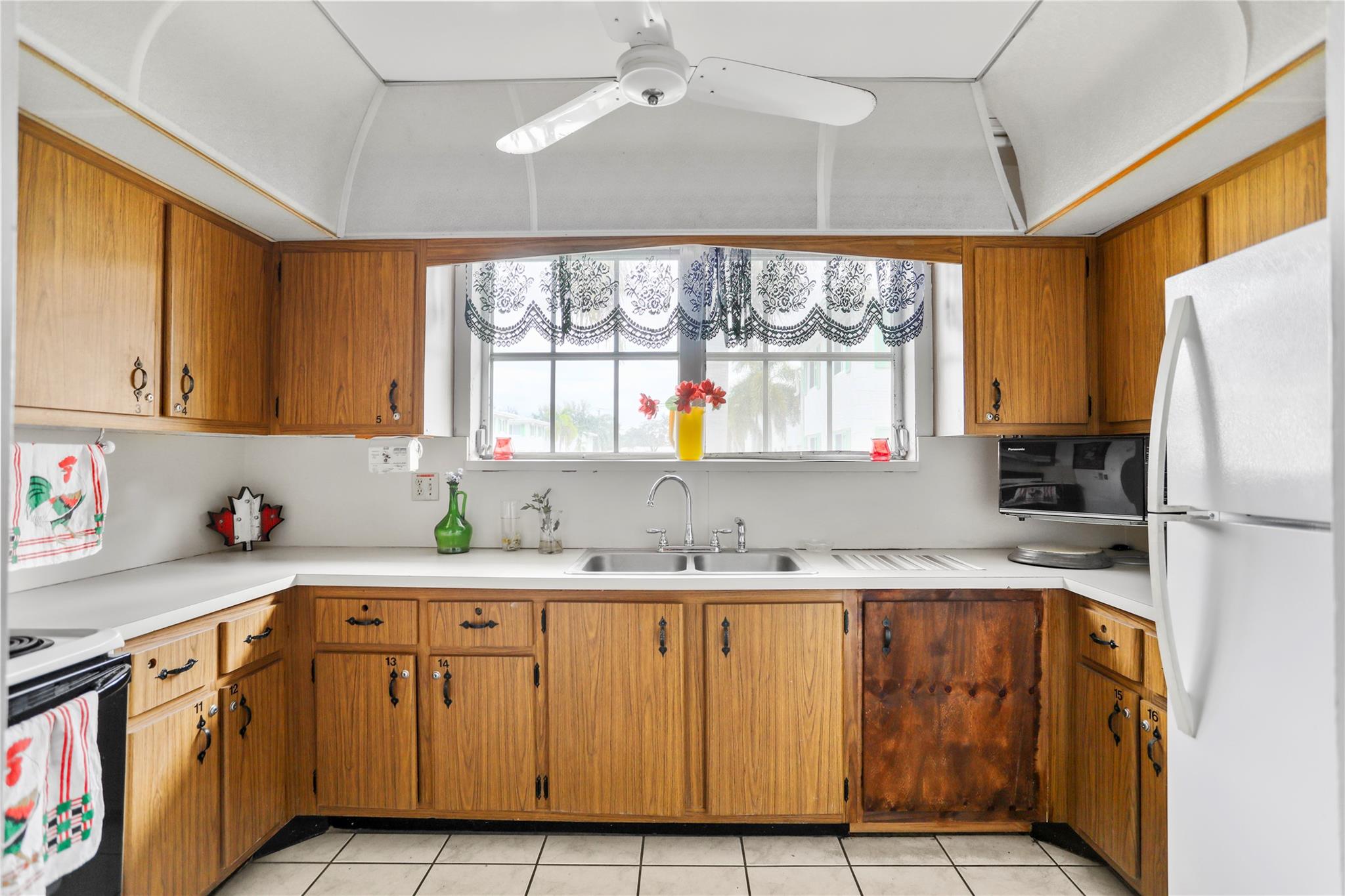 6263 NE 19th Ave Unit: 1024
