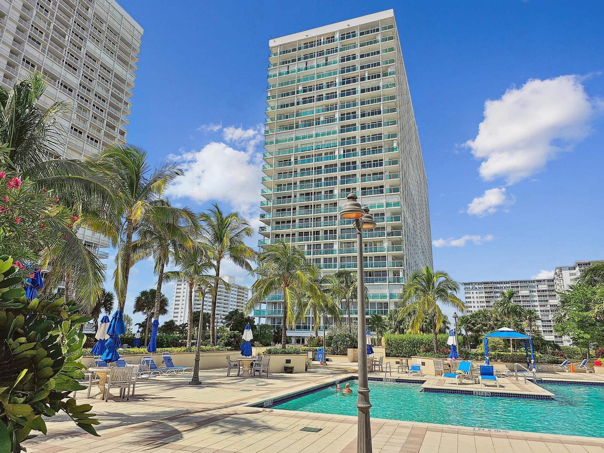 2100 S Ocean Ln Unit: 1811