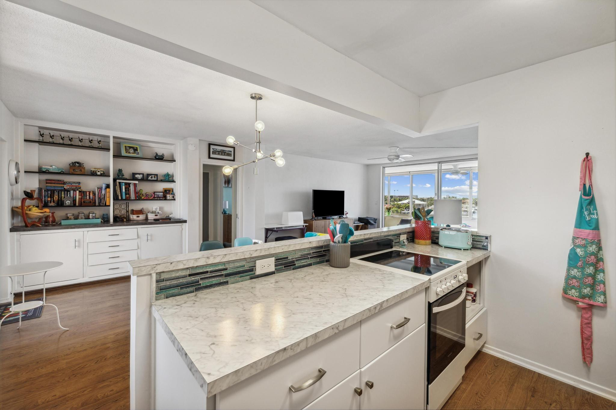 401 N RIVERSIDE DR Unit: 507