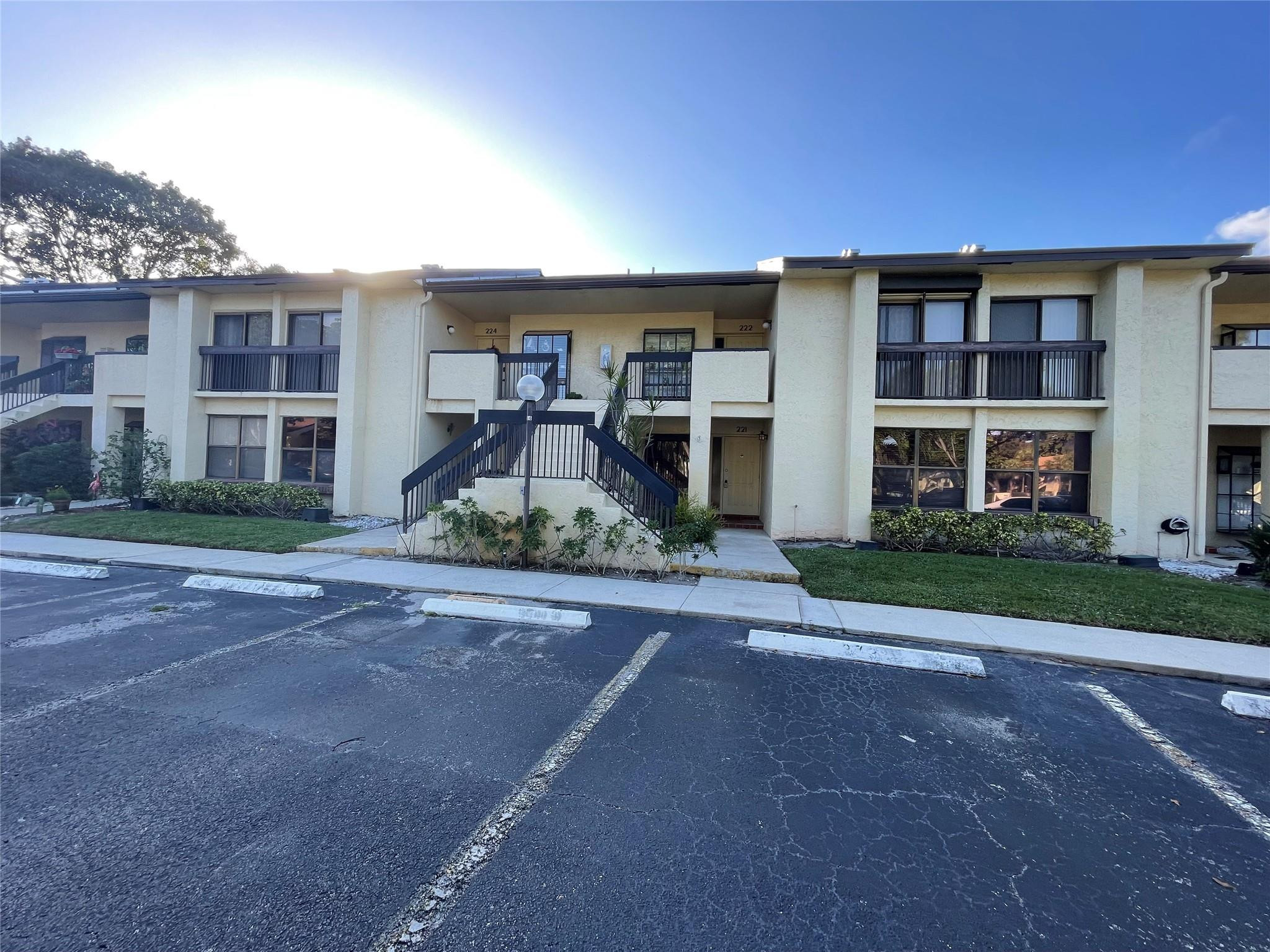 2059 SW 15th Street 221