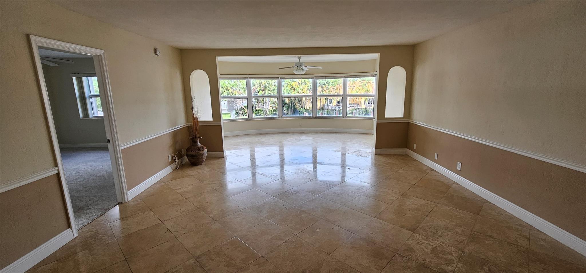 3031 NE 51ST ST Unit: 203W