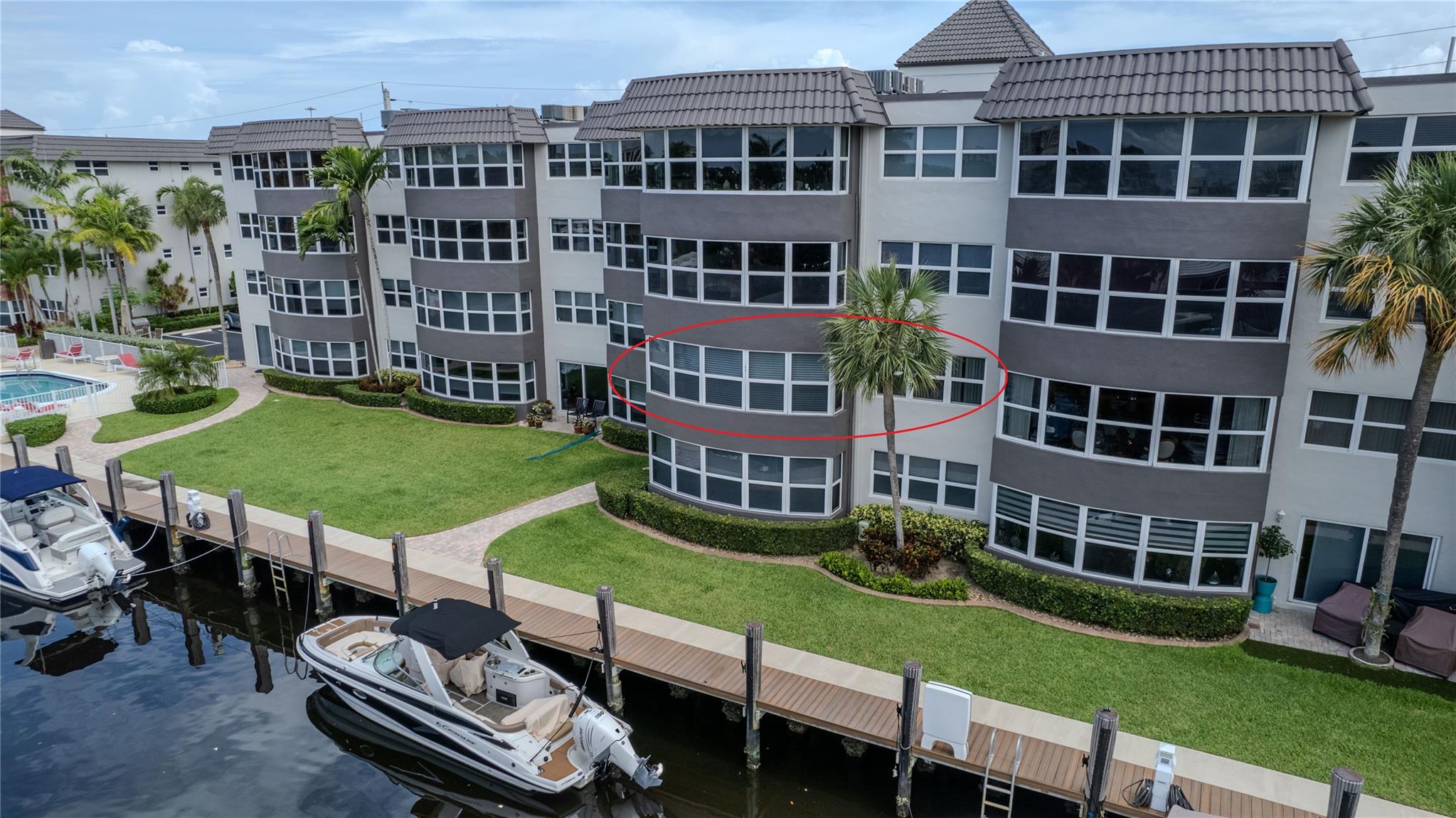 3031 NE 51ST ST Unit: 203W