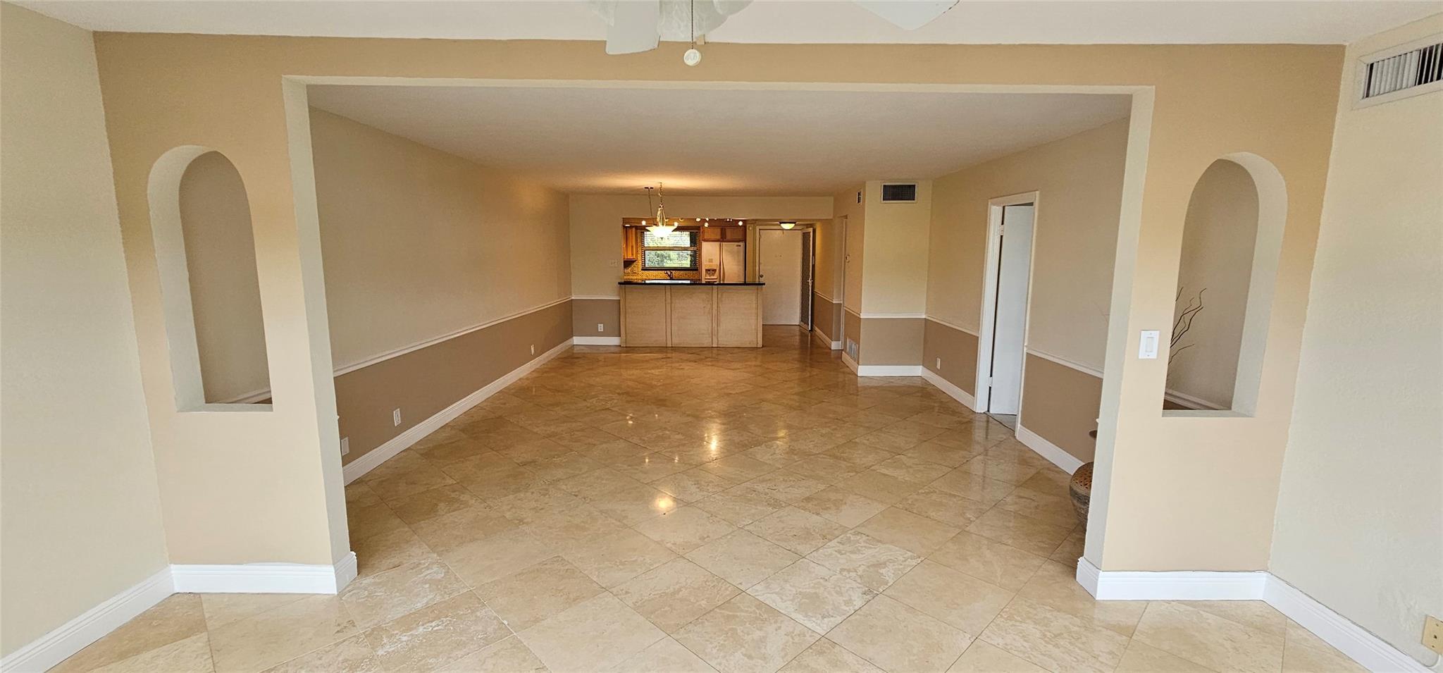 3031 NE 51ST ST Unit: 203W