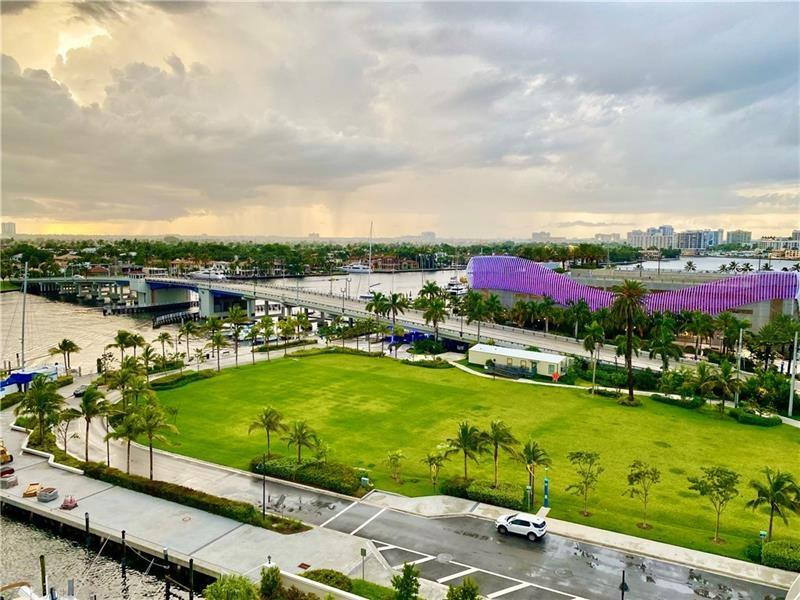 1 Las Olas Circle Unit: 1005
