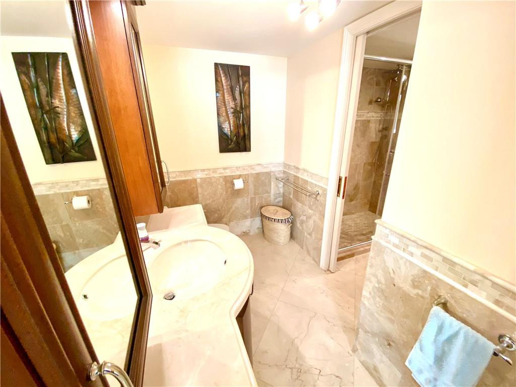 1 Las Olas Circle Unit: 1005
