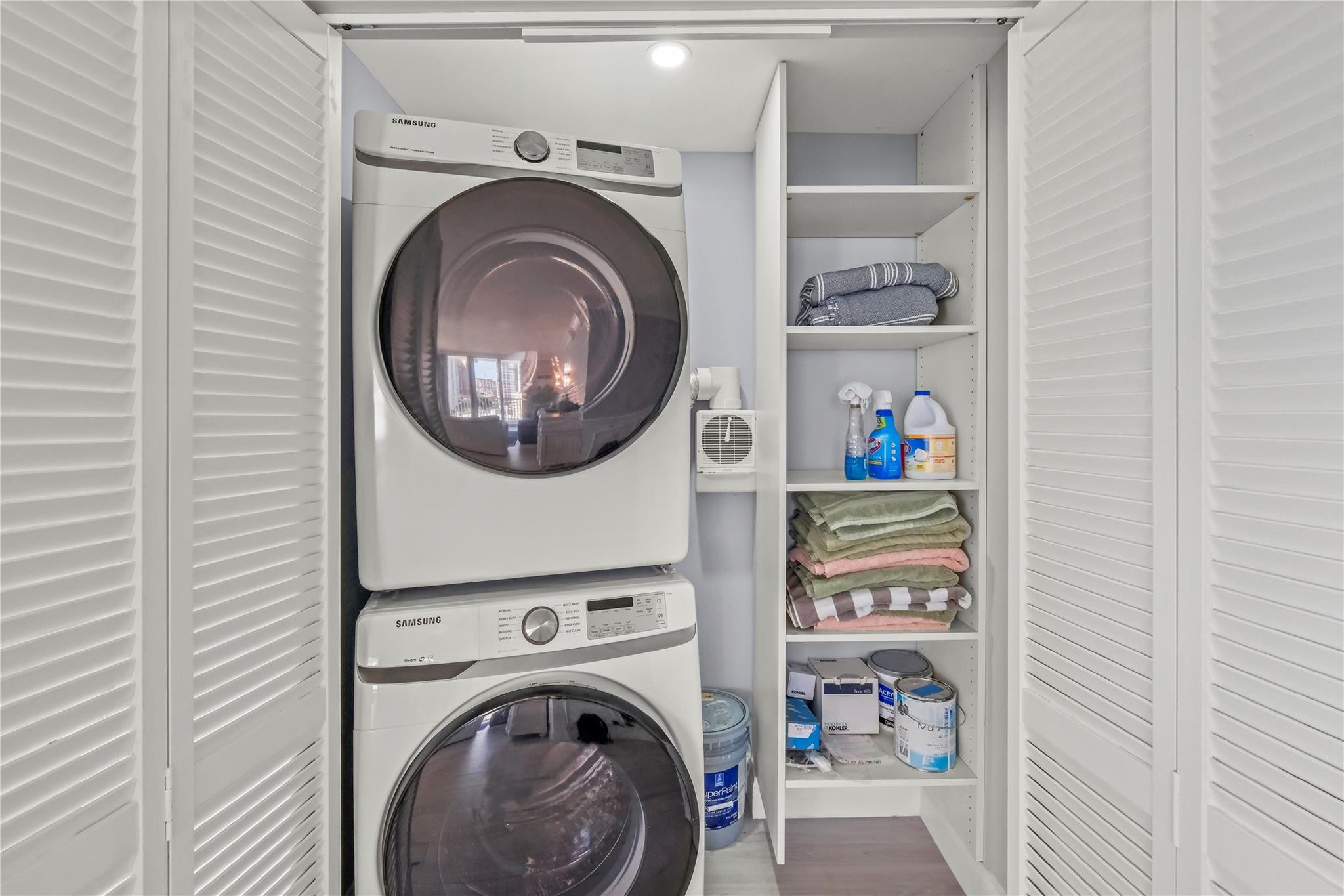 1 Las Olas Circle Unit: 1408