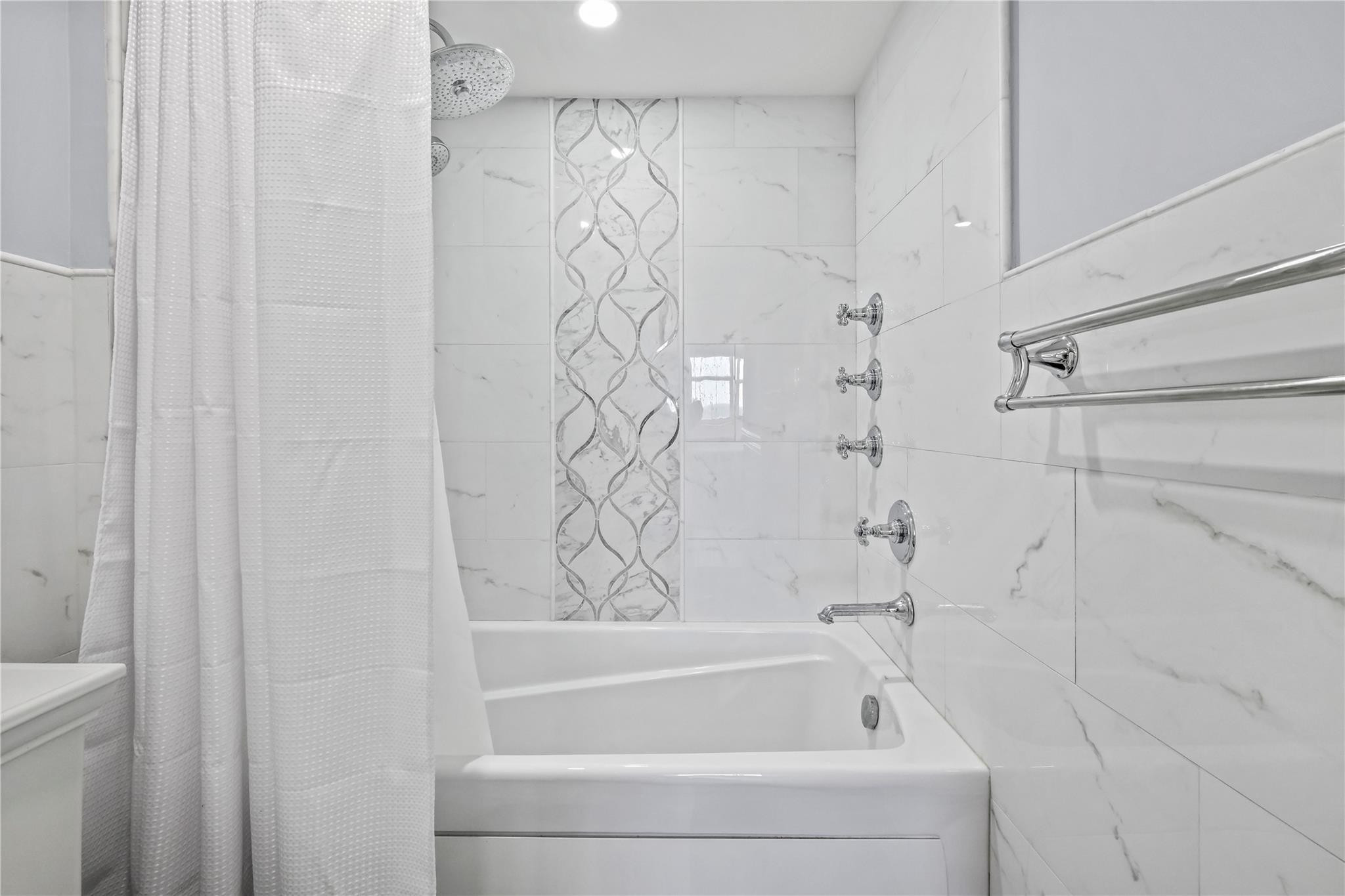 1 Las Olas Circle Unit: 1408