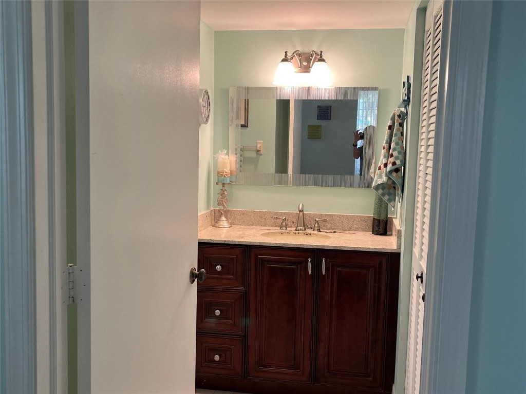 23370 Carolwood Ln Unit: 101