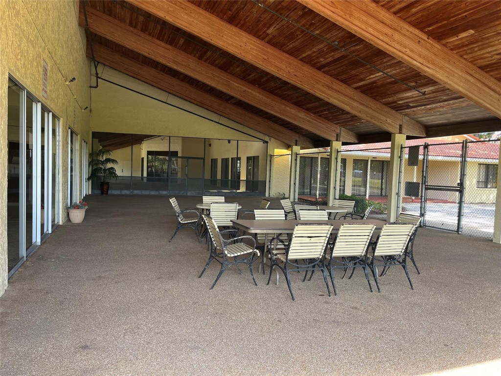 23370 Carolwood Ln Unit: 101