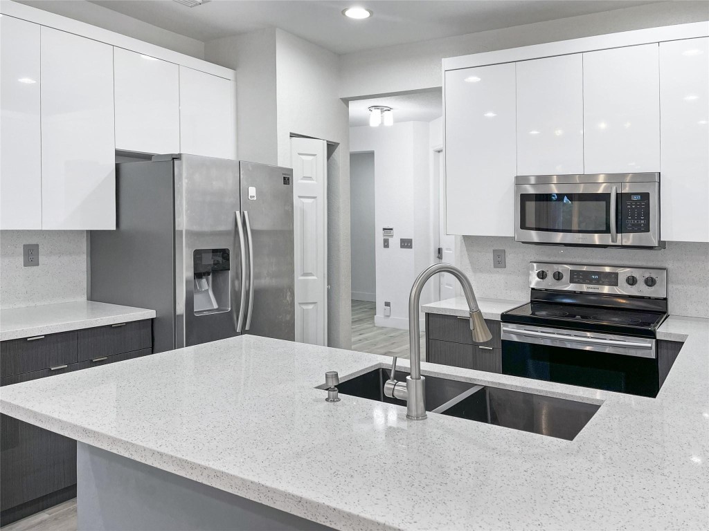 5648 NW 127th Ter Unit: 5648