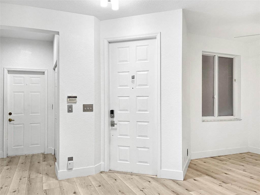 5648 NW 127th Ter Unit: 5648