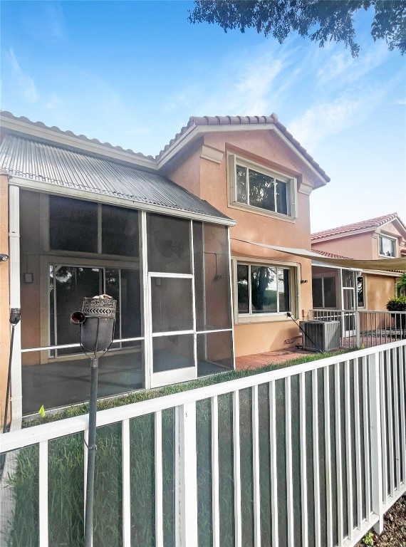 5648 NW 127th Ter Unit: 5648