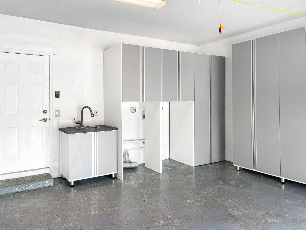 5648 NW 127th Ter Unit: 5648