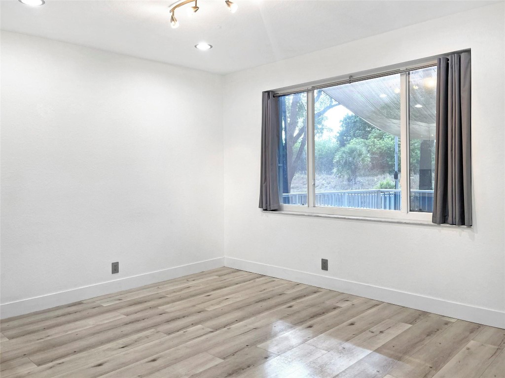 5648 NW 127th Ter Unit: 5648