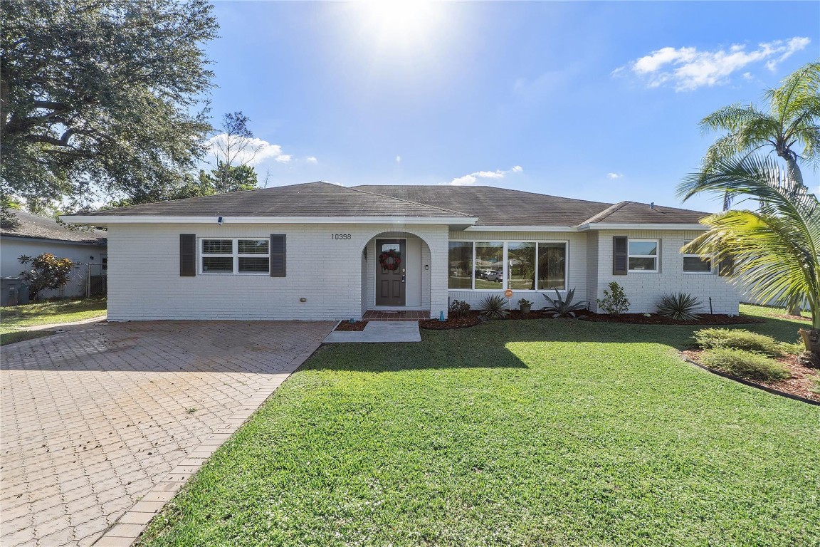 10398 Dorchester Drive