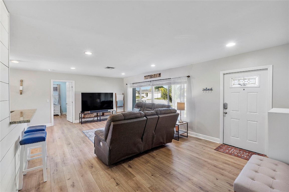 10398 Dorchester Drive