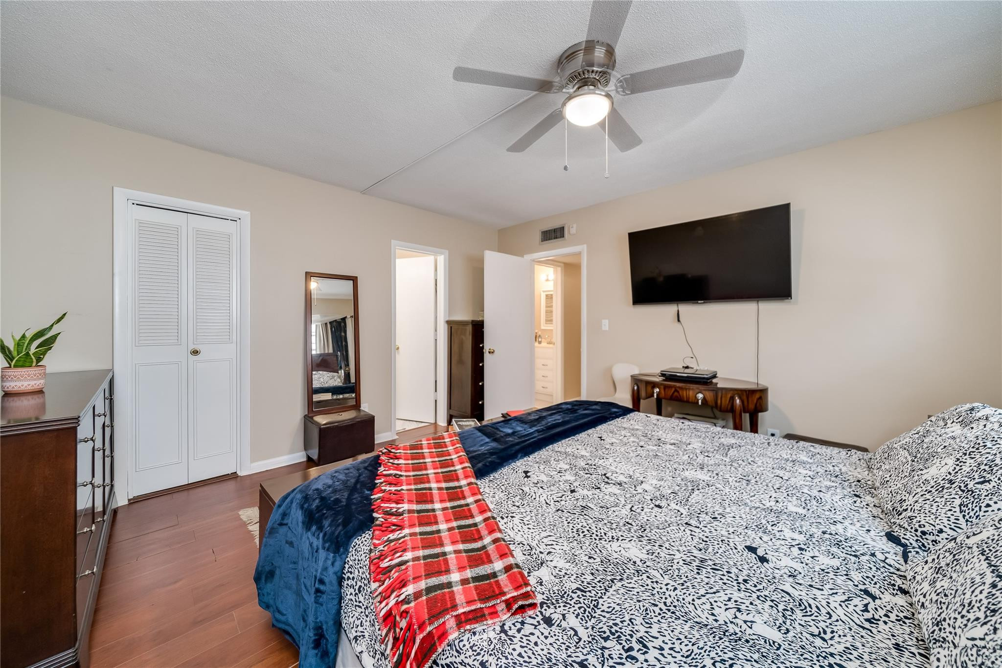 3550 NW 8th Ave Unit: 13