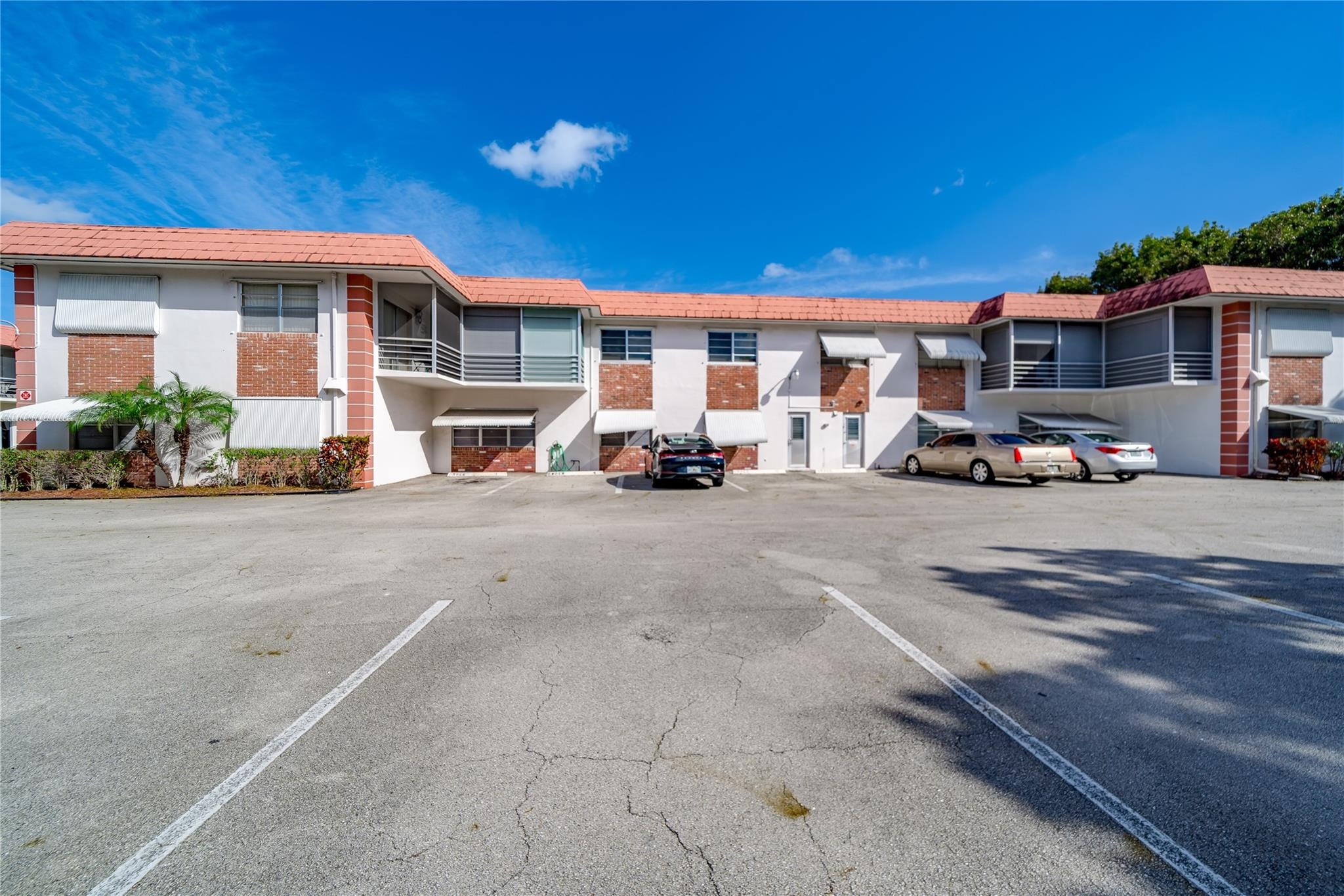3550 NW 8th Ave Unit: 13