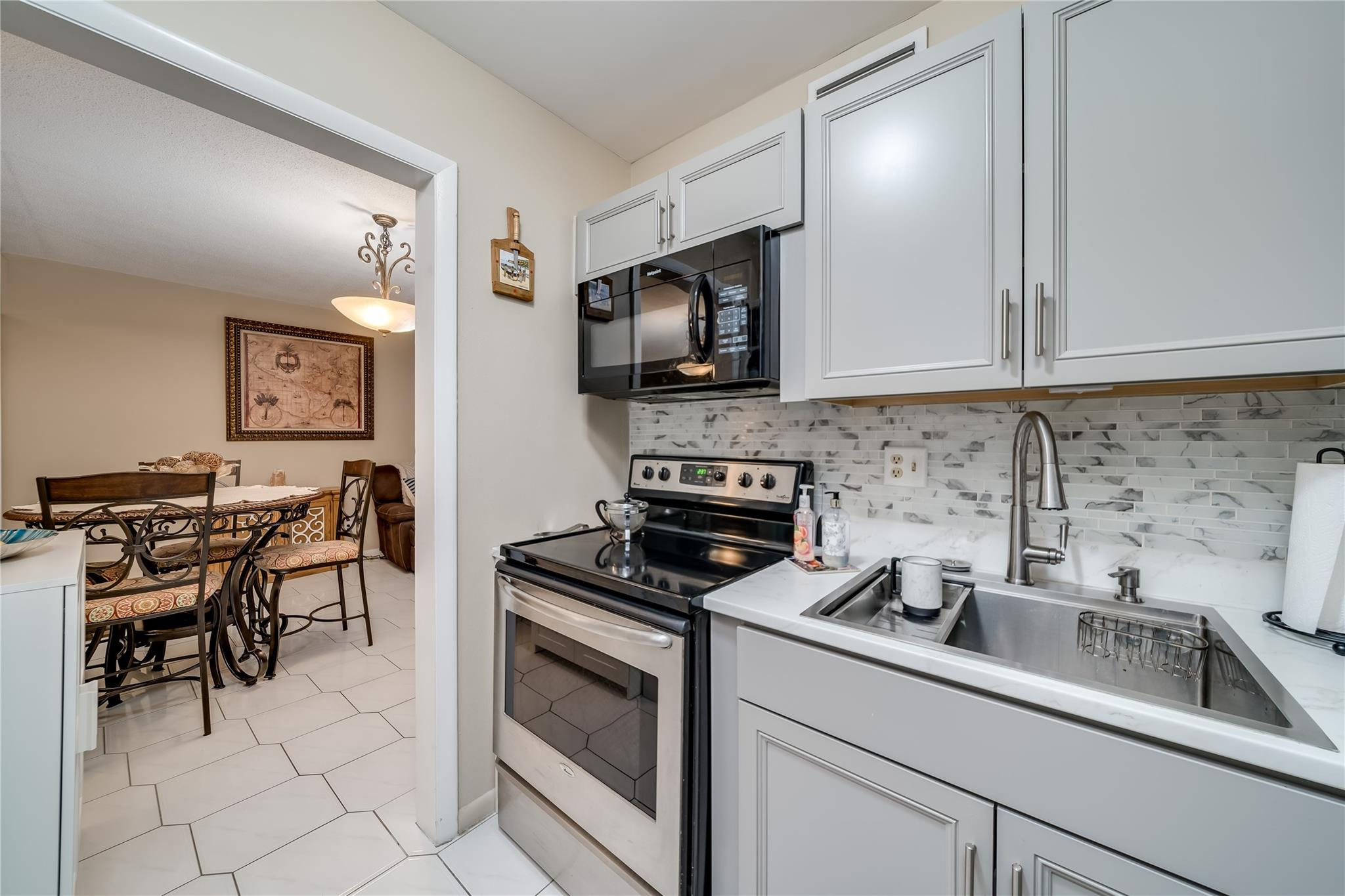 3550 NW 8th Ave Unit: 13