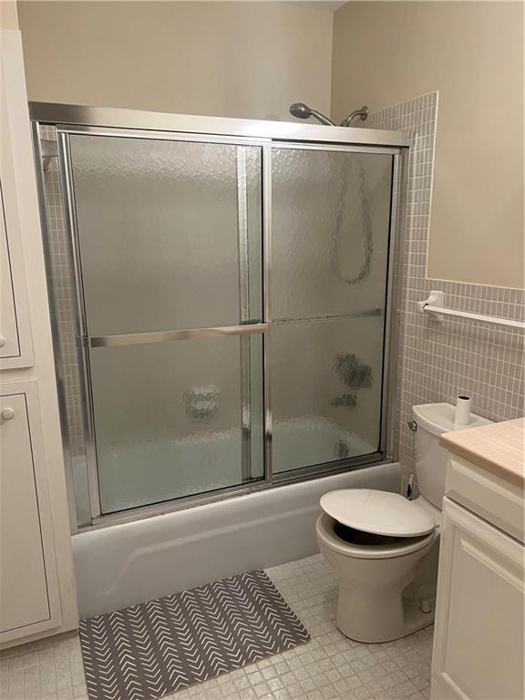 2210 NE 67th St Unit: 1228