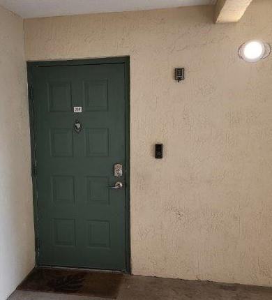 460 S Park Rd Unit: 6-209