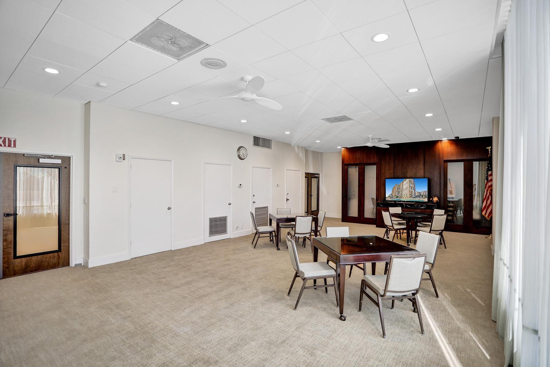 2000 S Ocean Boulevard 5H, Lauderdale-By-The-Sea Unit: 5H