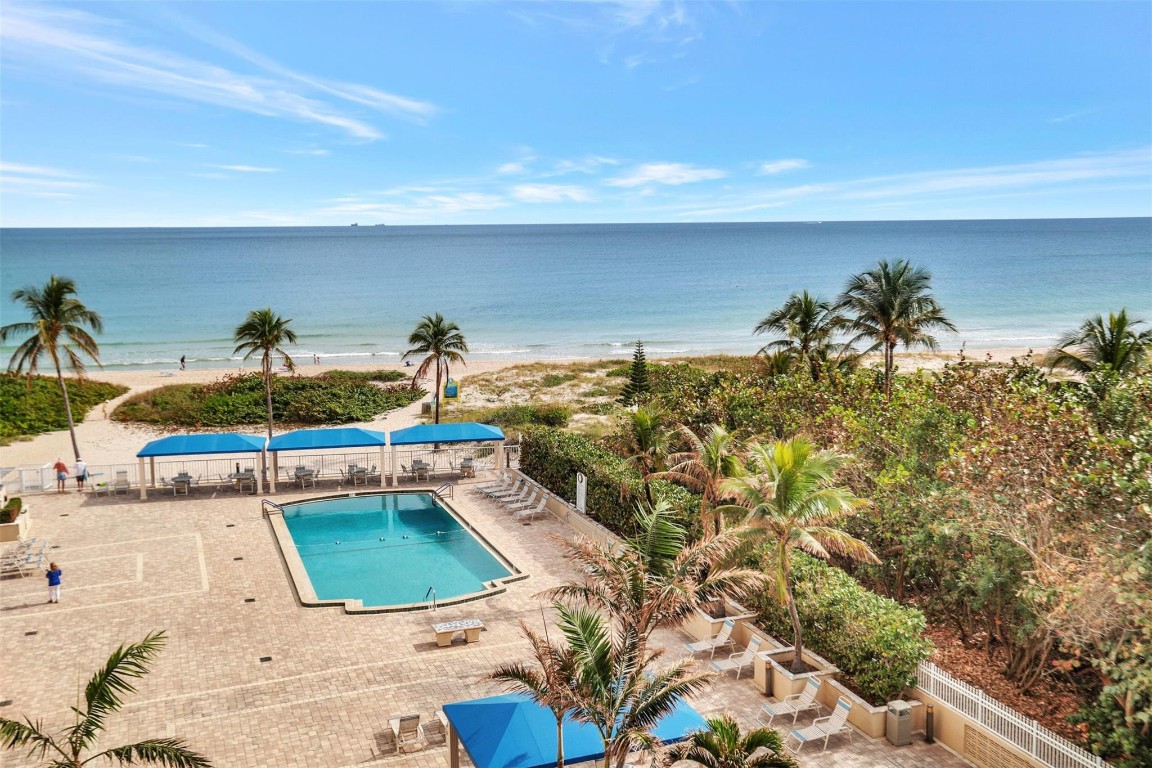 2000 S Ocean Boulevard 5H, Lauderdale-By-The-Sea Unit: 5H