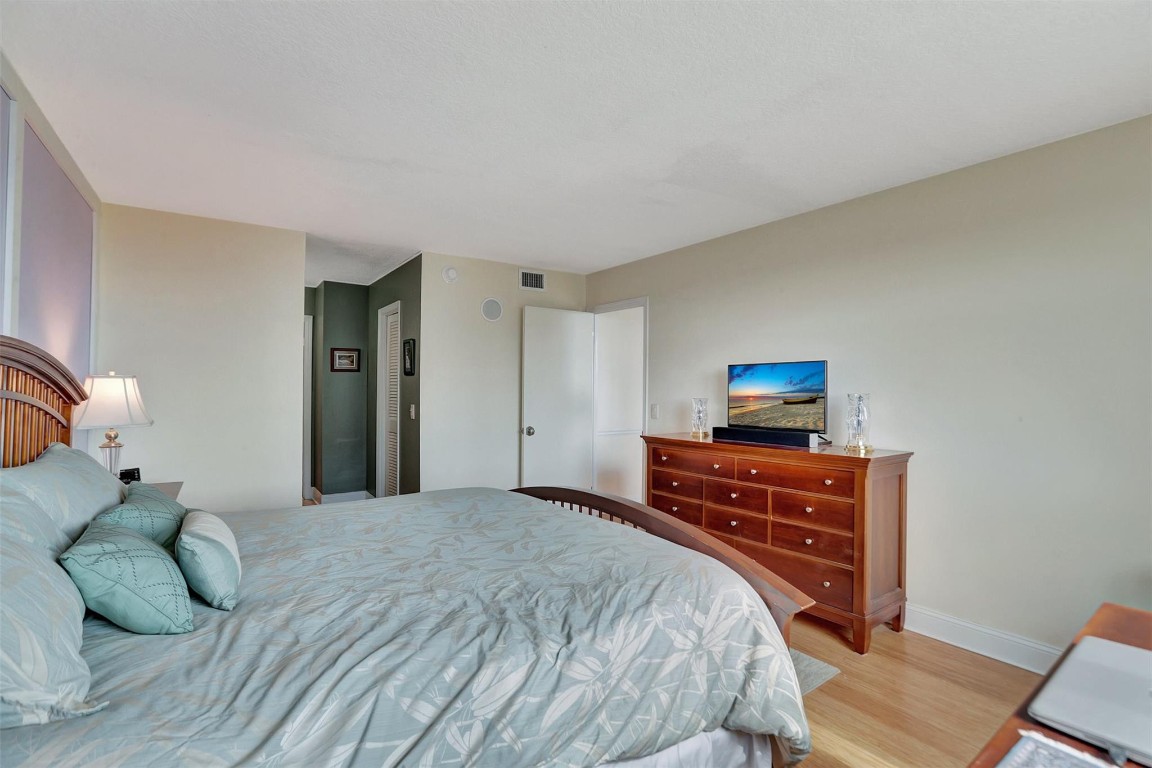 2000 S Ocean Boulevard 5H, Lauderdale-By-The-Sea Unit: 5H