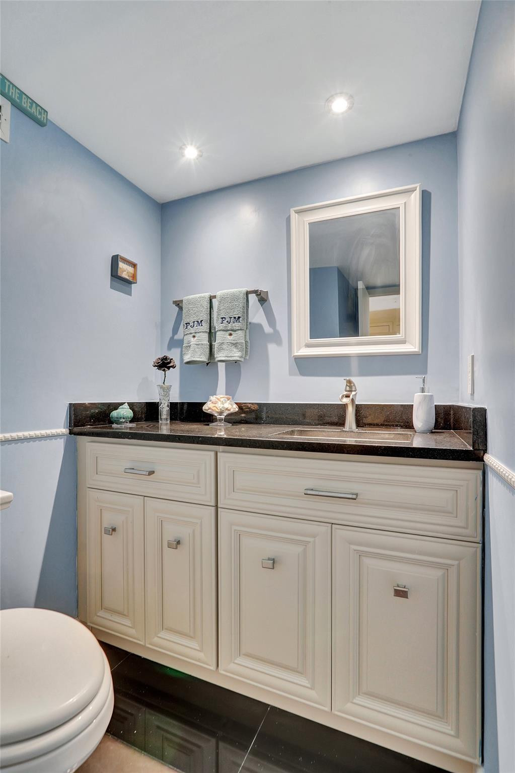 2000 S Ocean Boulevard 5H, Lauderdale-By-The-Sea Unit: 5H