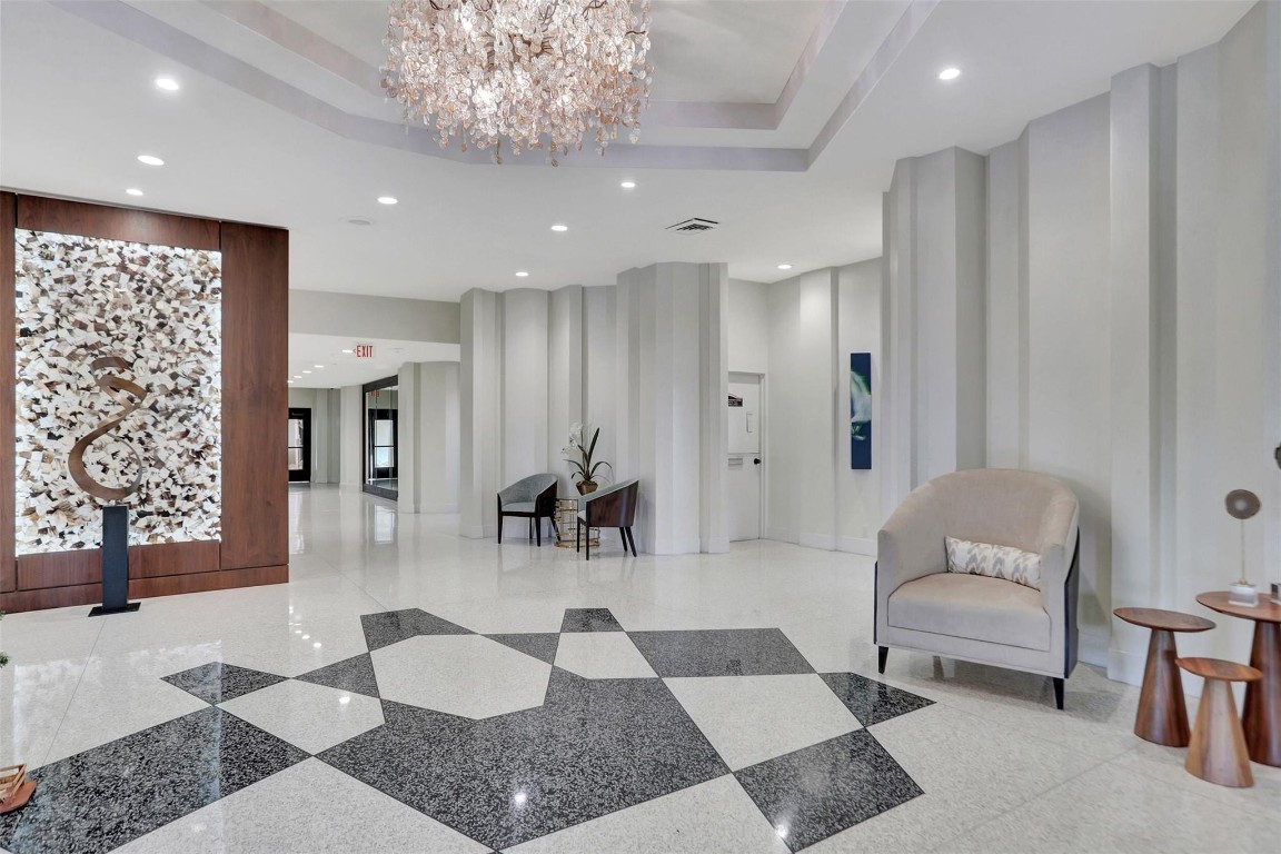 2000 S Ocean Boulevard 5H, Lauderdale-By-The-Sea Unit: 5H