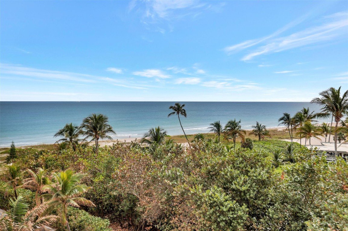 2000 S Ocean Boulevard 5H, Lauderdale-By-The-Sea Unit: 5H
