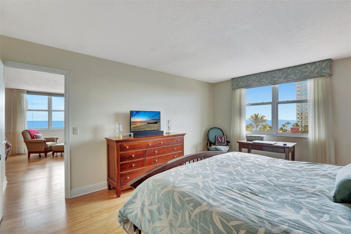 2000 S Ocean Boulevard 5H, Lauderdale-By-The-Sea Unit: 5H