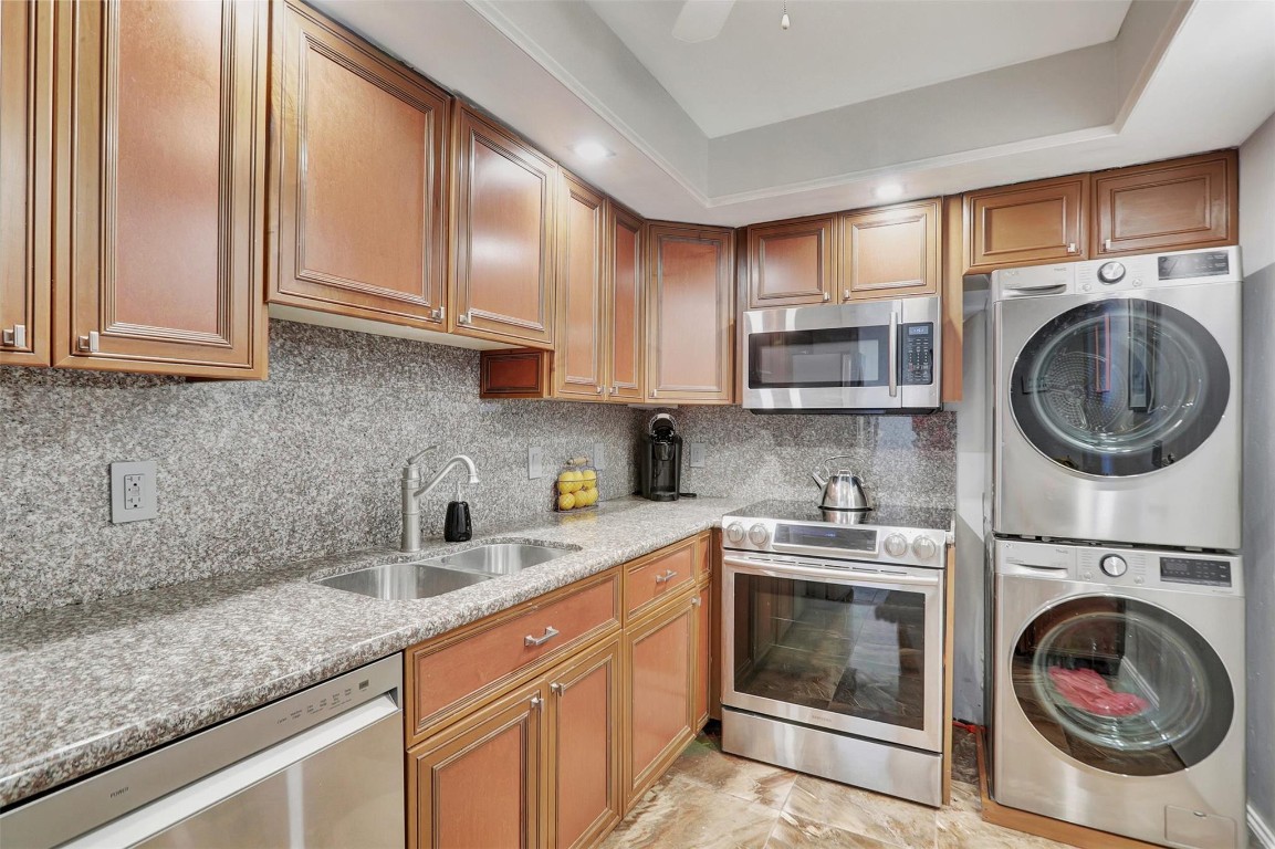 2000 S Ocean Boulevard 5H, Lauderdale-By-The-Sea Unit: 5H